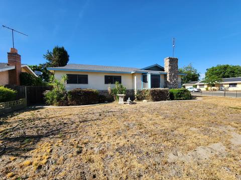 3653 Wright St, Selma, CA 93662 photo 6