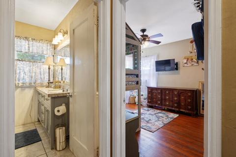 150 E Chestnut St, Exeter, CA 93221 photo 17