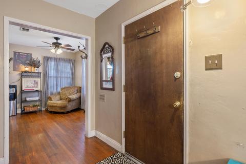 150 E Chestnut St, Exeter, CA 93221 photo 4