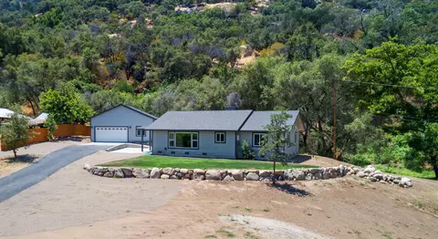 42923 N Fork Dr, Three Rivers, CA 93271