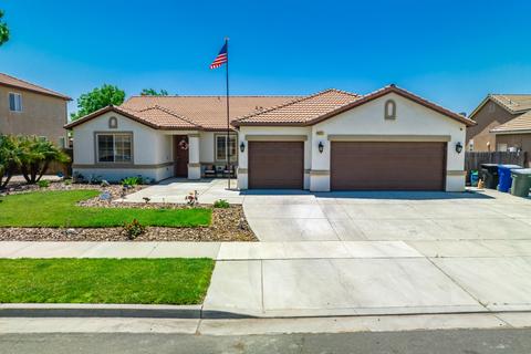 1421 Muscat Ct, Hanford, CA 93230