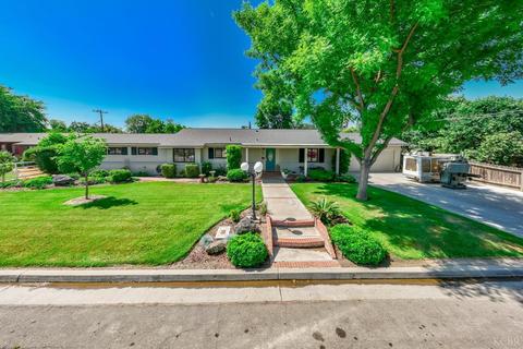 1980 Dalrymple Dr, Hanford, CA 93230
