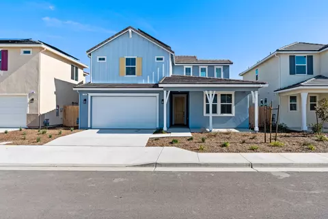 234 N Andrews St, Tulare, CA 93274