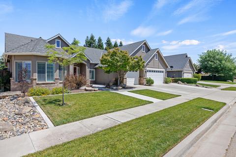 220 N Denton Ct, Visalia, CA 93291