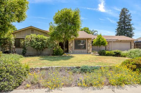 646 N Vista St, Visalia, CA 93292