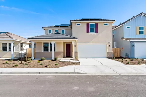 268 N Andrews St, Tulare, CA 93274
