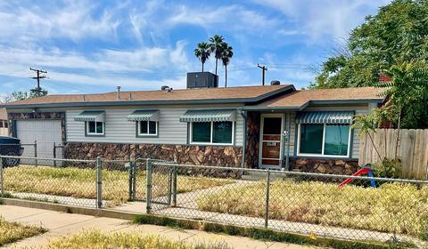 648 W Elm Ave, Tulare, CA 93274