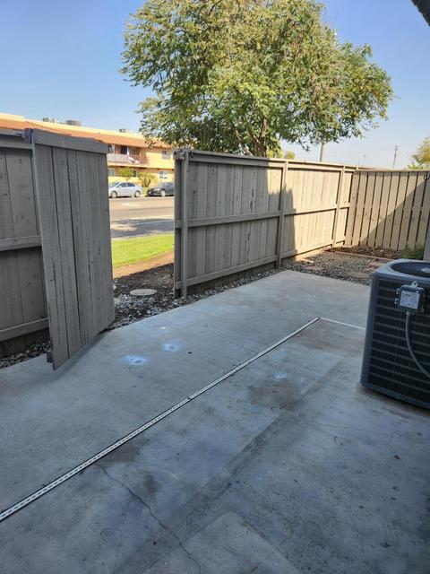 887 Greenfield Ave, Hanford, CA 93230 photo 13