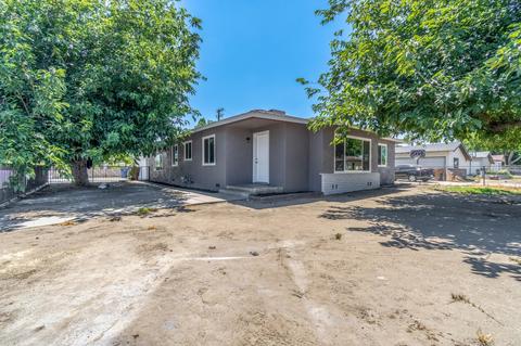 1316 Saxon Way, Bakersfield, CA 93304