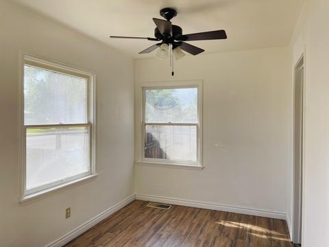 300 S E St, Exeter, CA 93221 photo 6