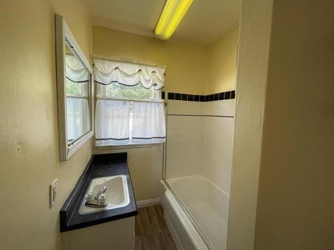 300 S E St, Exeter, CA 93221 photo 11