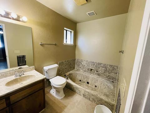 300 S E St, Exeter, CA 93221 photo 15