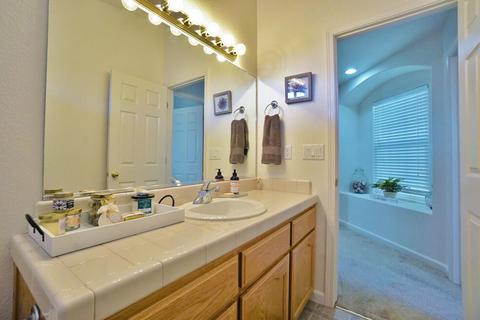 401 Hillcrest St, Lemoore, CA 93245 photo 29