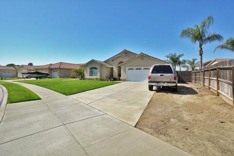 401 Hillcrest St, Lemoore, CA 93245 photo 3