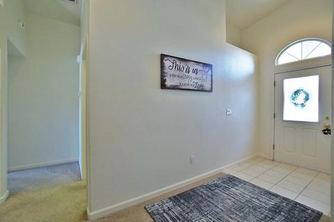 401 Hillcrest St, Lemoore, CA 93245 photo 6