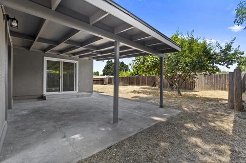 202 E Sunnyview Ave, Visalia, CA 93291 photo 25