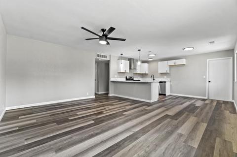 202 E Sunnyview Ave, Visalia, CA 93291 photo 4