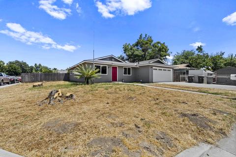 202 E Sunnyview Ave, Visalia, CA 93291 photo 2