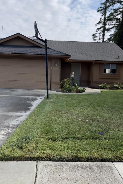 4316 W Feemster Ave, Visalia, CA 93277