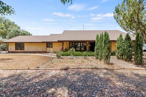 20800 Ave 352 #F, Woodlake, CA 93286