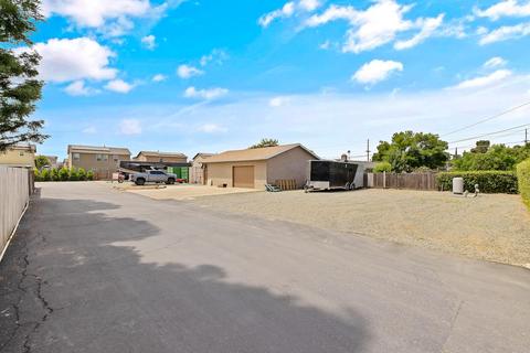 3835 E Noble Ave, Visalia, CA 93292 photo 45