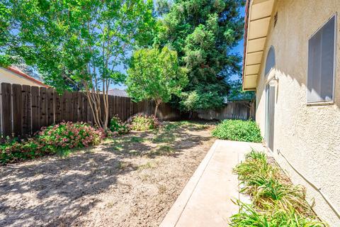 716 Burgan Ave, Clovis, CA 93611 photo 33