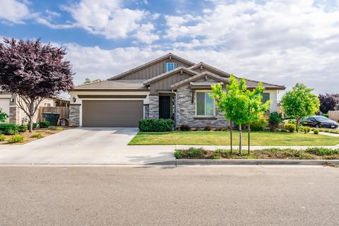 1800 W Sedona Ave, Visalia, CA 93291