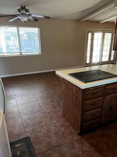 896 Renn Ave, Clovis, CA 93611 photo 10