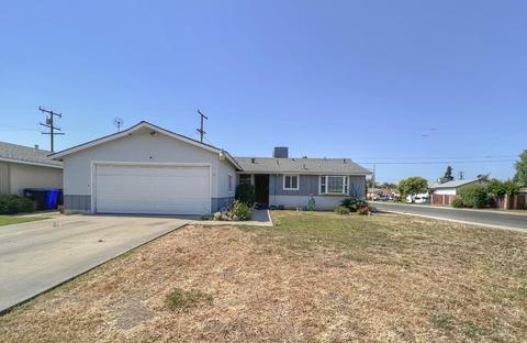 587 Dexter, Porterville, CA 93257