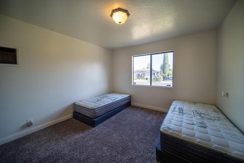 2944 E College Ave, Visalia, CA 93292 photo 21