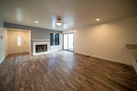2944 E College Ave, Visalia, CA 93292 photo 4