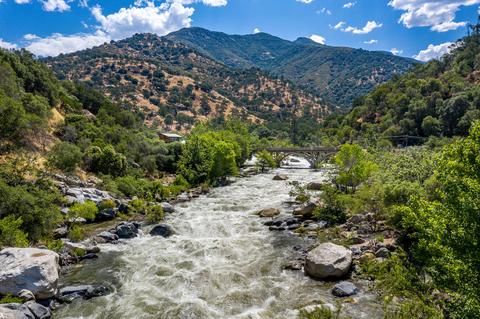 45845 Sierra Dr, Three Rivers, CA 93271
