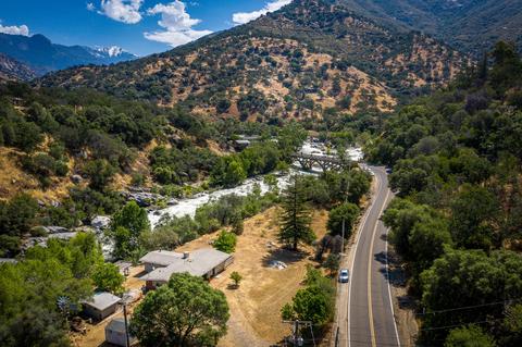 45845 Sierra Dr, Three Rivers, CA 93271 photo 6