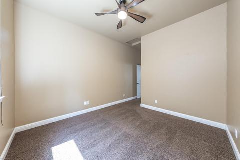 190 Lake Dr, Lemoore, CA 93245 photo 18