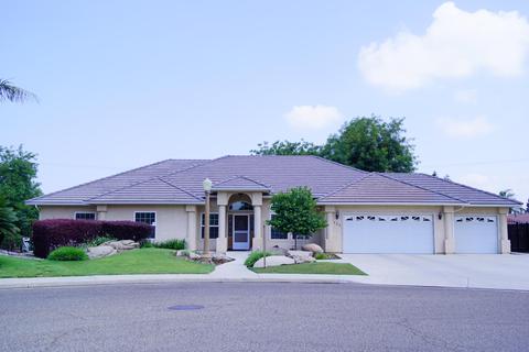 734 W Monte Verde Ave, Visalia, CA 93277