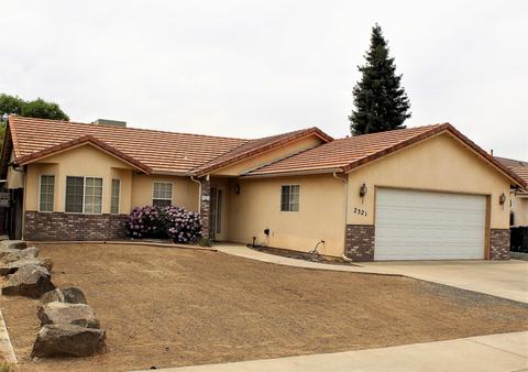 2321 W Orange Ave, Porterville, CA 93257