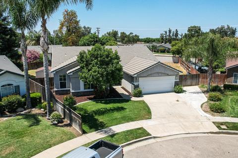1590 Crater Lake Ave, Tulare, CA 93274