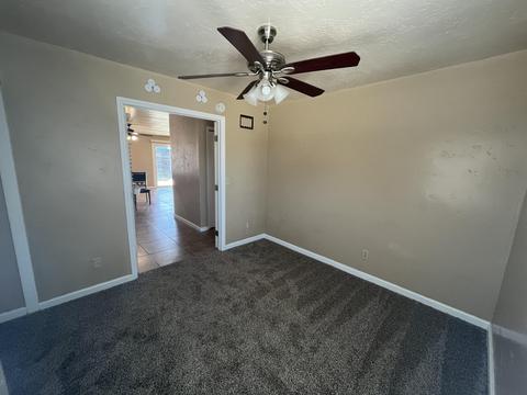 836 E Harold Ave, Visalia, CA 93292 photo 10