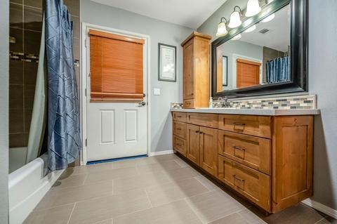 1731 Carson Ave, Tulare, CA 93274 photo 50