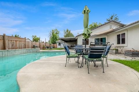 1731 Carson Ave, Tulare, CA 93274 photo 67