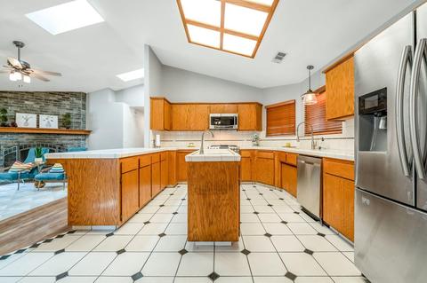 1731 Carson Ave, Tulare, CA 93274 photo 28