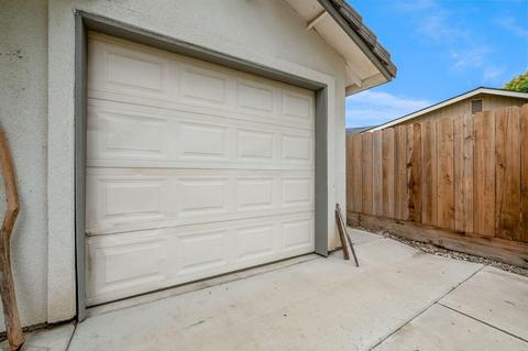 1731 Carson Ave, Tulare, CA 93274 photo 60