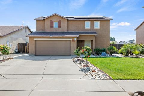992 Warren St, Tulare, CA 93274