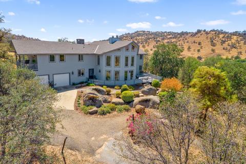 16121 Mustang Dr, Springville, CA 93265