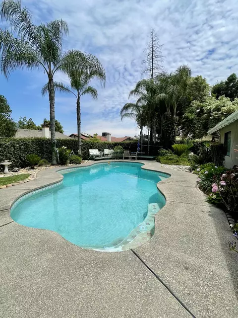 2714 E Parker Ct, Visalia, CA 93292 photo 3