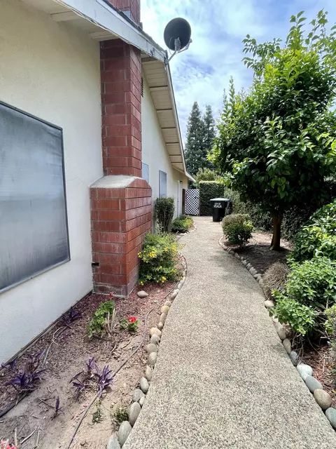 2714 E Parker Ct, Visalia, CA 93292 photo 25