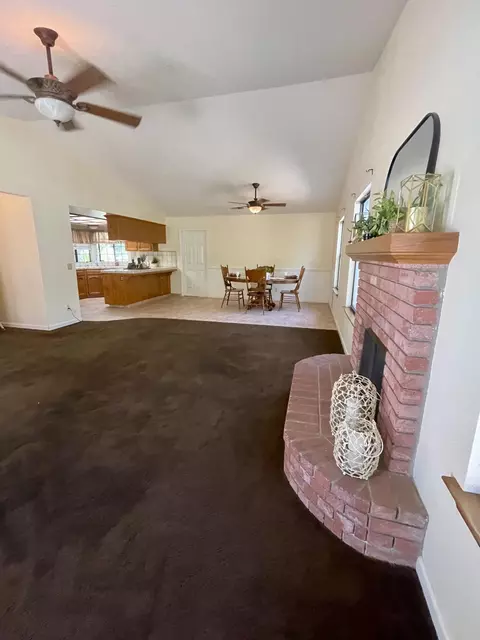 2714 E Parker Ct, Visalia, CA 93292 photo 10