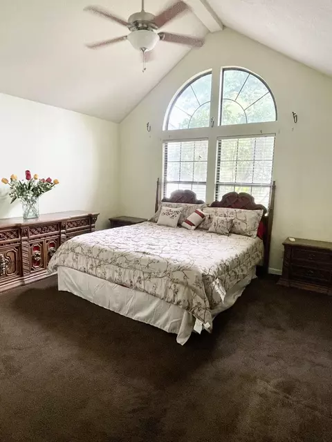 2714 E Parker Ct, Visalia, CA 93292 photo 13