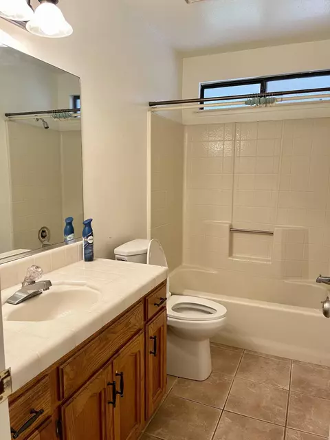 2714 E Parker Ct, Visalia, CA 93292 photo 26