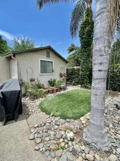 2714 E Parker Ct, Visalia, CA 93292 photo 24